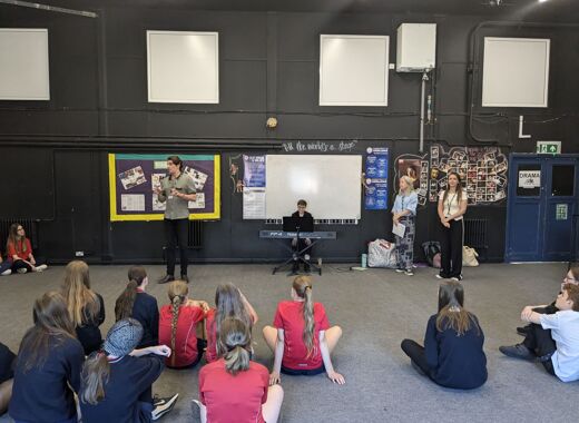 PXL 20250514 123855688