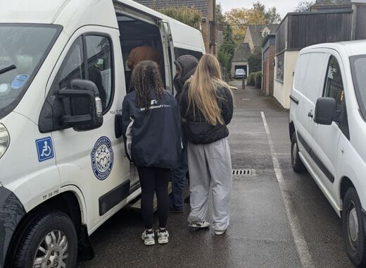 PXL 20251003 083045974