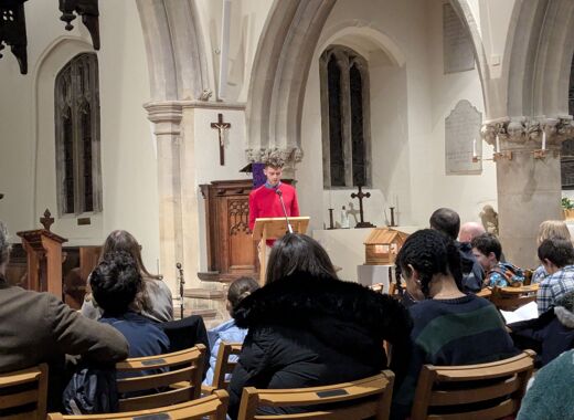 PXL 20251215 180524105